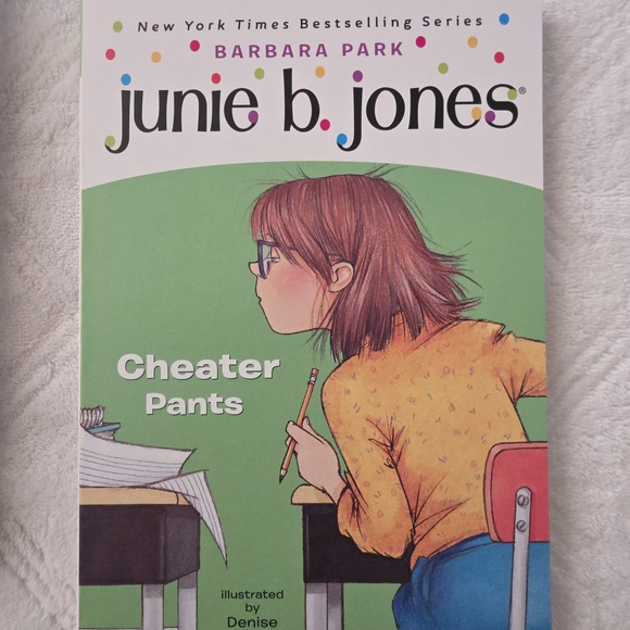 Junie B. Jones Complete First Grade Collection - Picture 8 of 16